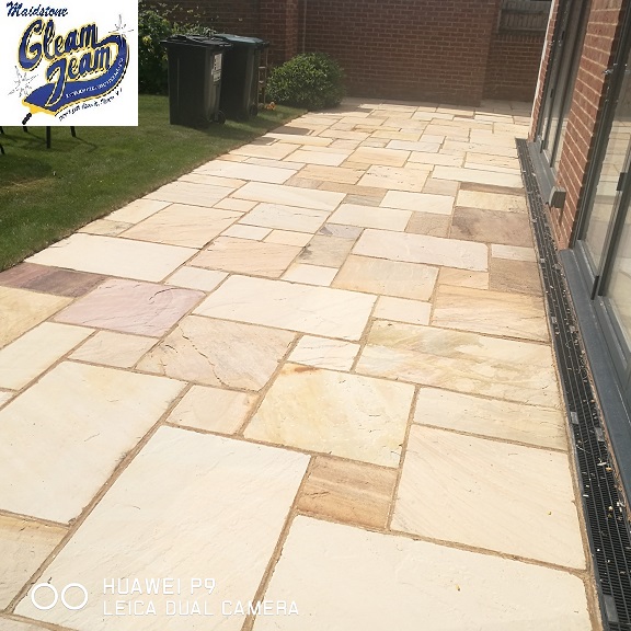 sandstone-patio-cleaning-renovation-Kings-Hill
